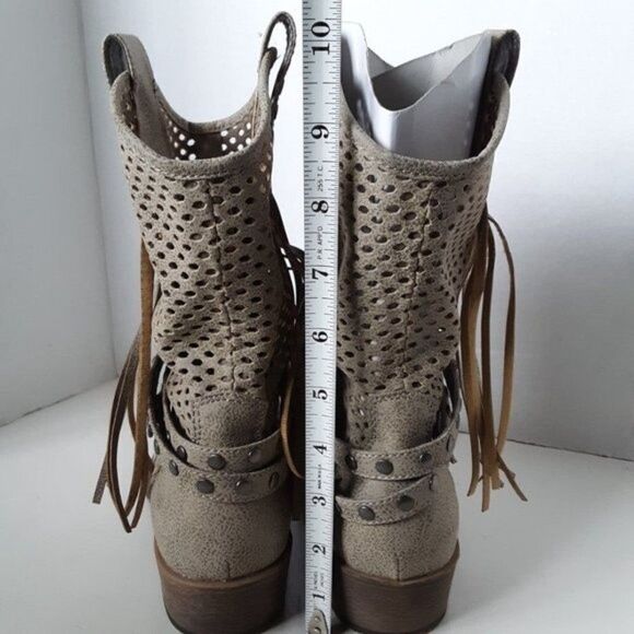 Coconuts by Matisse Women's Boot size 7M Faux Leather Fringe - Picture 7 of 12